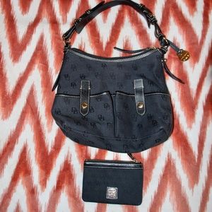 Dooney & Bourke Signature Hobo w/wallet